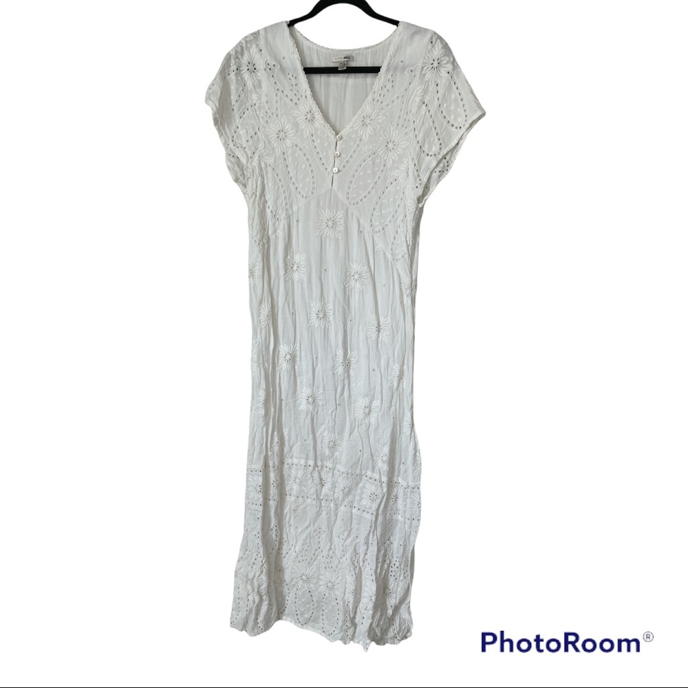 Maxi white dress
